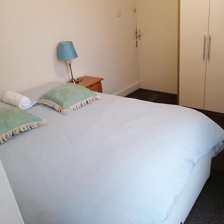 Hygis Home Of Relaxations Stoke-on-Trent Esterno foto