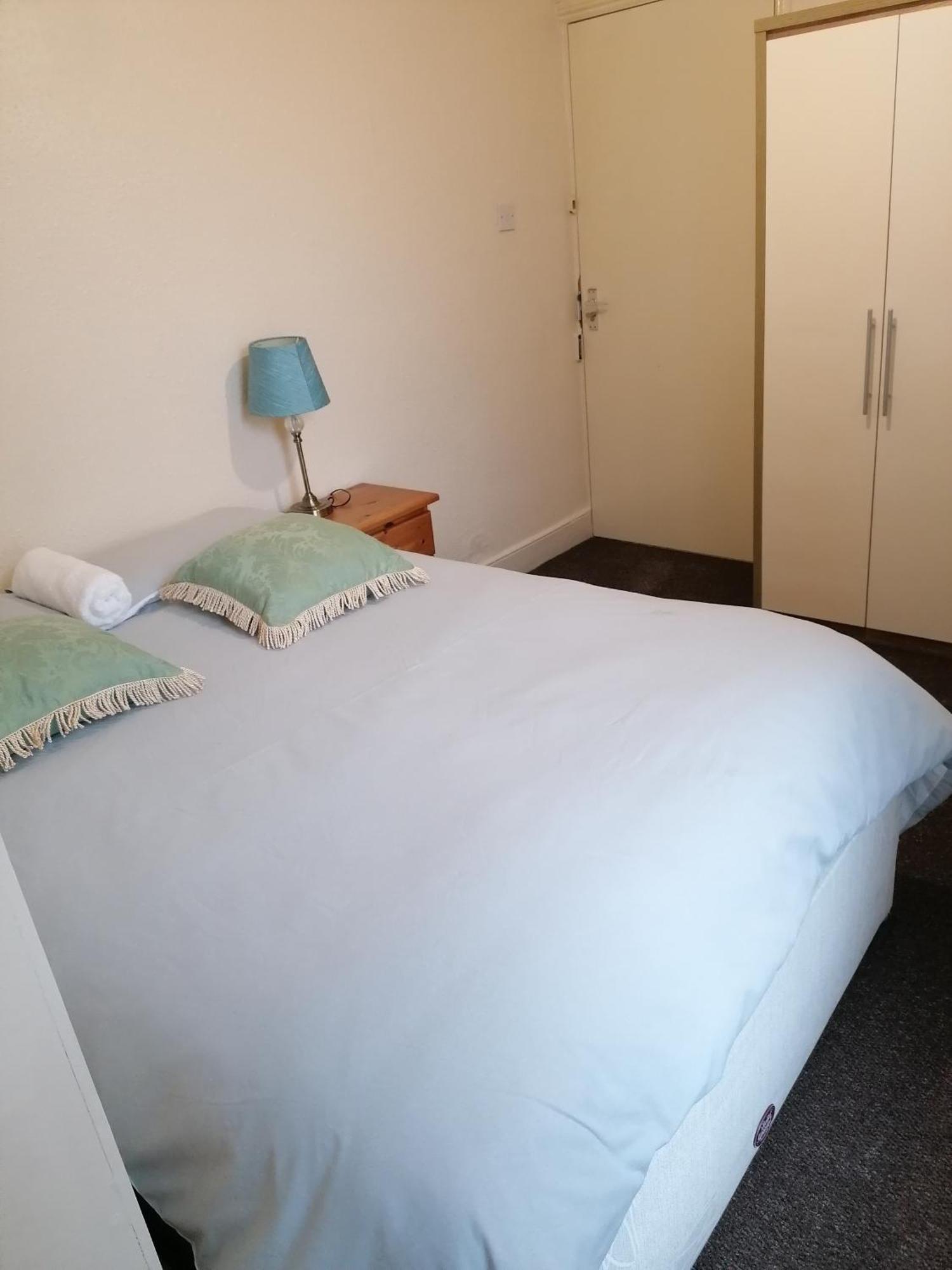 Hygis Home Of Relaxations Stoke-on-Trent Esterno foto