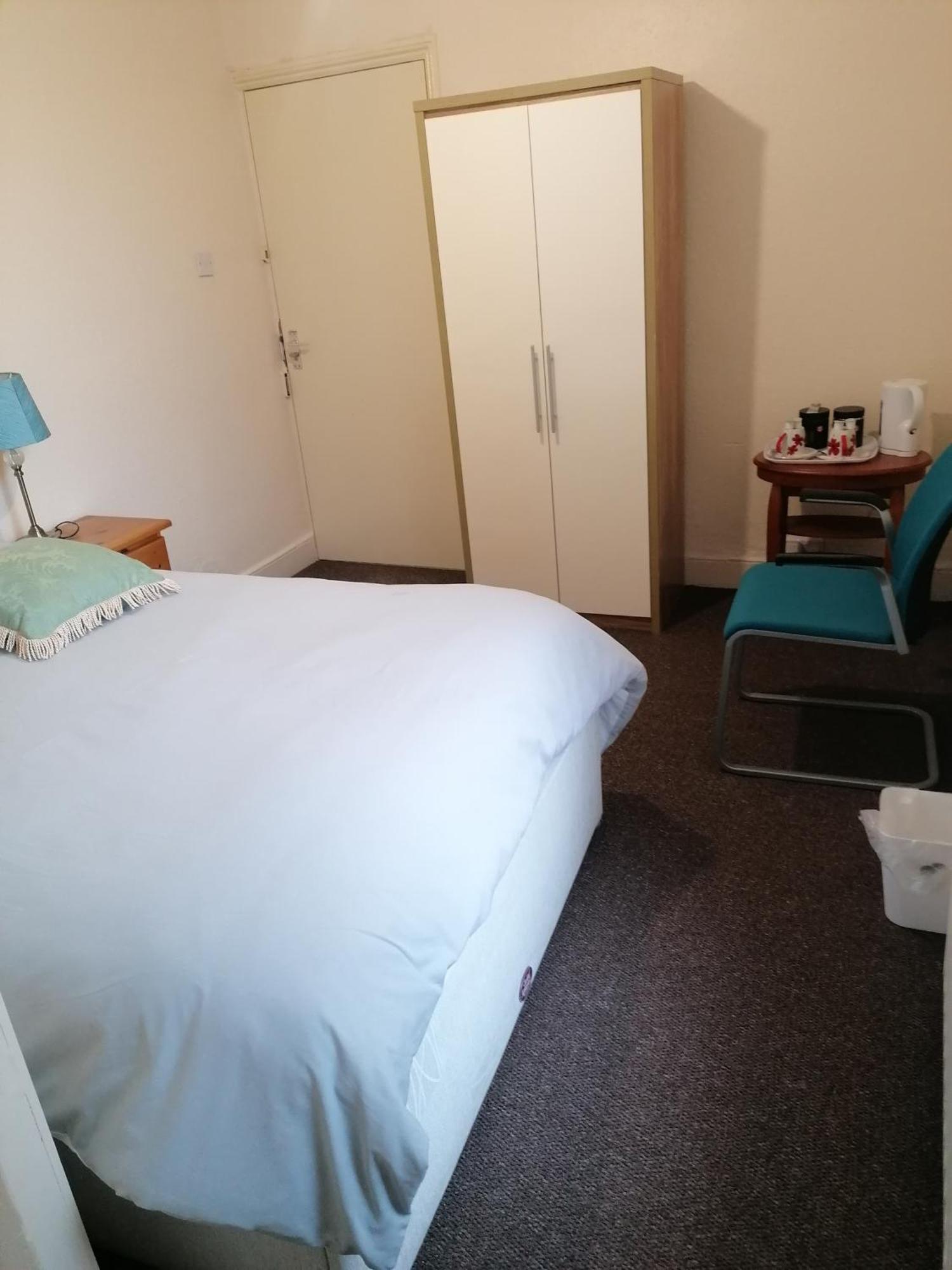 Hygis Home Of Relaxations Stoke-on-Trent Esterno foto