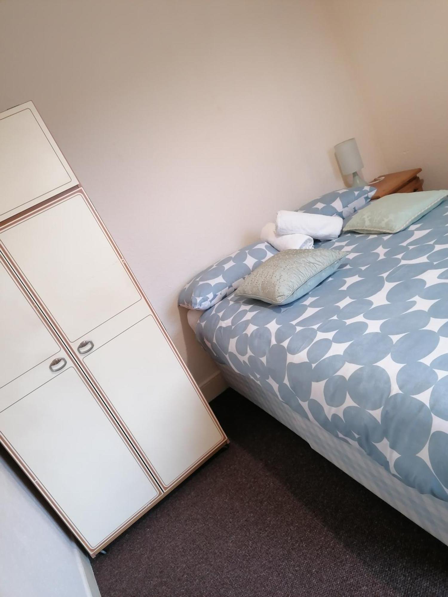 Hygis Home Of Relaxations Stoke-on-Trent Esterno foto