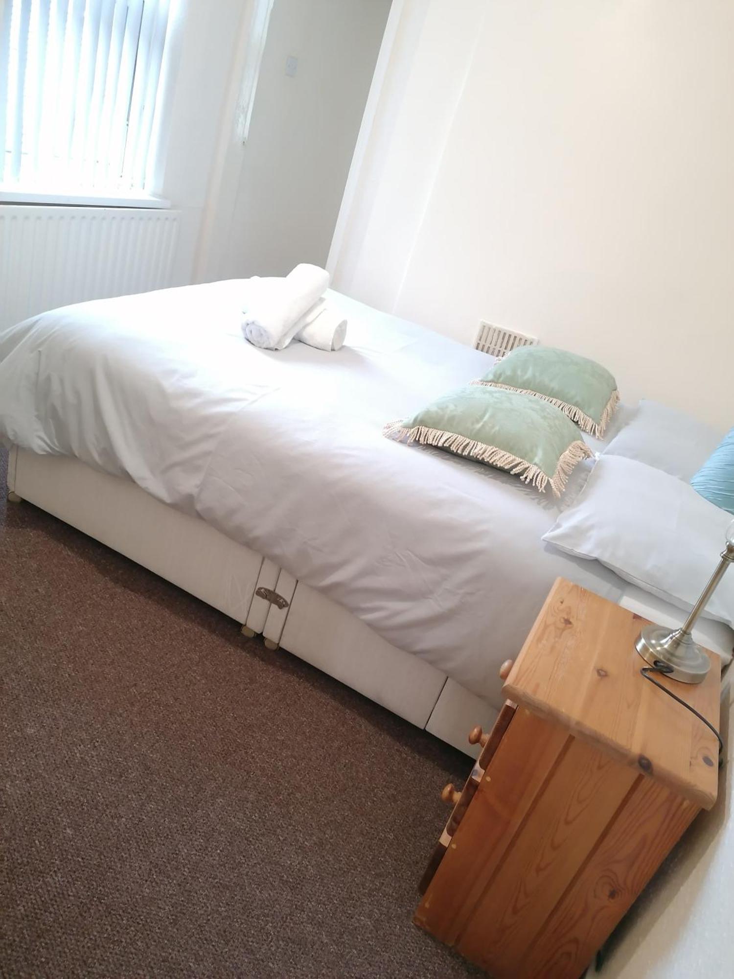 Hygis Home Of Relaxations Stoke-on-Trent Esterno foto